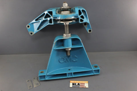 OMC Stringer 2.5L 3.0L 4cyl Fixed Front Engine Mount 0908829 0980809 1978-1983